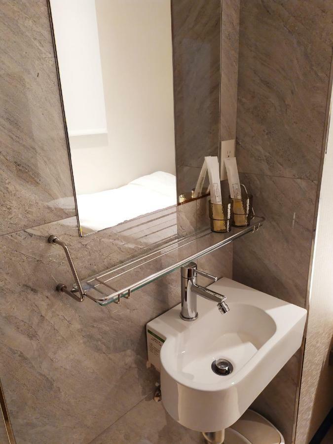 Red 13 Apartment Tajpej Zewnętrze zdjęcie